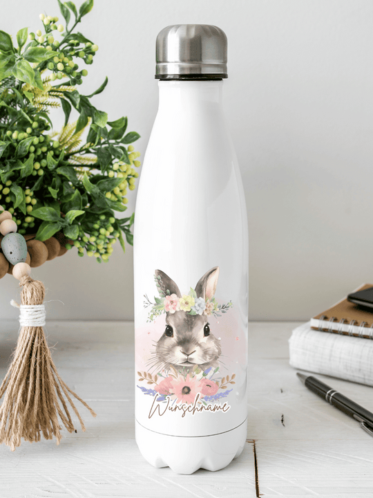Edelstahl Trinkflasche mit personalisiertem Hasen-Motiv bei Alles auf Anfang - dem Onlineshop für Geschenke mit Herz & Seele kaufen. Das ideale Geschenk für die Freundin, Tochter, Mama oder deinen Lieblingsmenschen.
