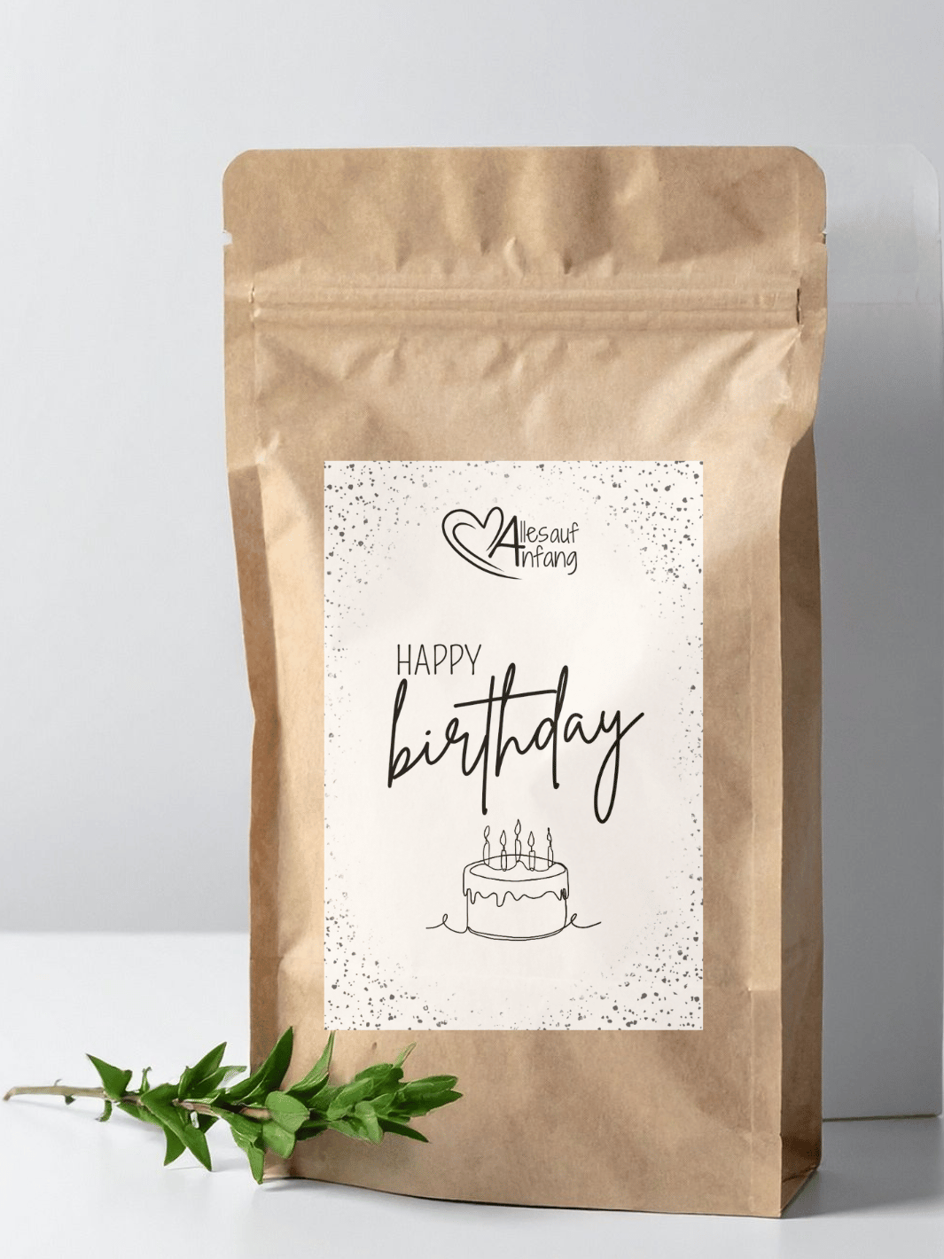 Bio Tee und Bio-Trinkschokolade: Etikett „Happy birthday“ – süßer Geburtstagsgruß,, Geburtstag-Geschenklabel, liebevoll & nachhaltig gestaltet, Alles auf Anfang, Bedburg (NRW).