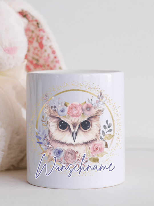 Keramikspardose mit personalisiertem Motiv – langlebig und einzigartig –Nachhaltiges, personalisierbares Geschenk für Freundin oder deinen Lieblingsmenschen Familienmanufaktur aus Bedburg, NRW führt den Handmade-Onlineshop Alles auf Anfang, Geschenke für Herz und Seele. Hier findet man personalisierte Geschenke, nachhaltig, handgemacht mit viel Spaß am bunten Leben, Blick auf mehr Achtsamkeit und Selbstliebe. Suchst du Geschenkideen für die Freundin, Mutter, Tochter, Schwester, Kollegin oder Nachbarin usw.