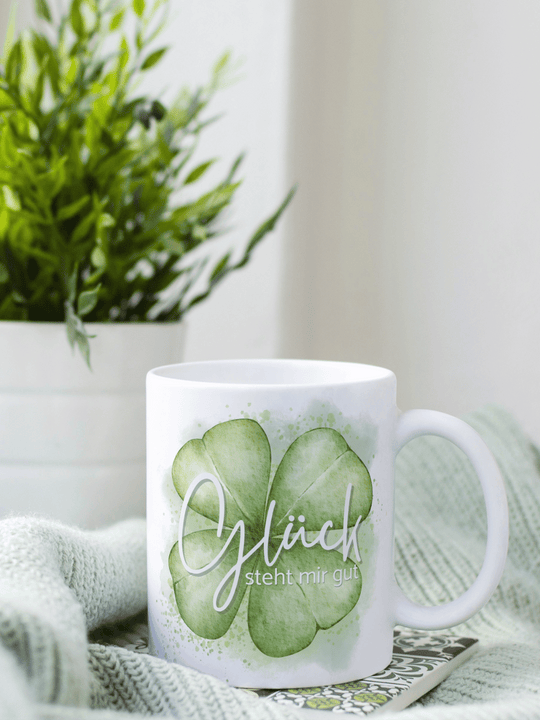 Personalisierbare Keramiktassen, handgefertigt in Deutschland, individuelles Geschenk für Freundin, nachhaltige Tasse für Kaffee oder Tee, liebevoll gestaltetes Motiv, personalisierbar mit Name