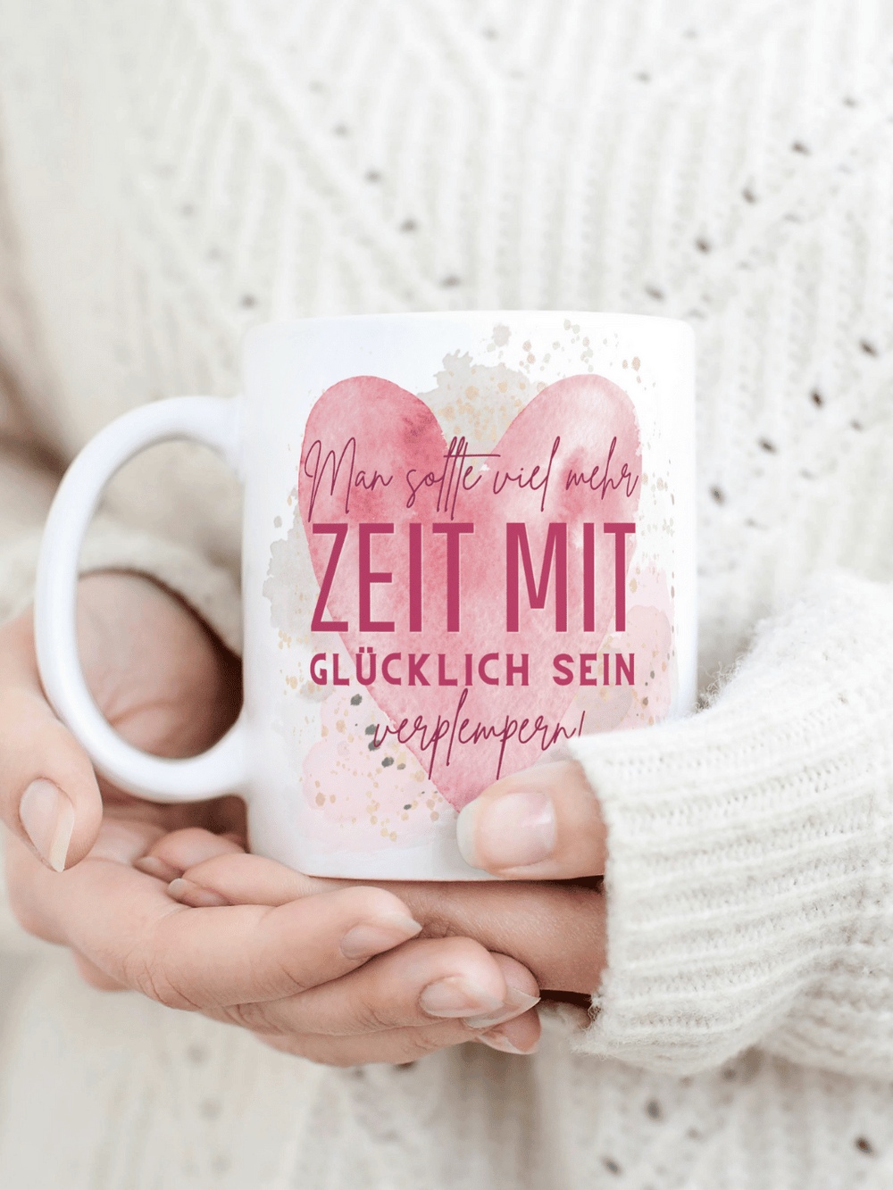 Personalisierbare Keramiktassen, handgefertigt in Deutschland, individuelles Geschenk für Freundin, nachhaltige Tasse für Kaffee oder Tee, liebevoll gestaltetes Motiv, personalisierbar mit Name
