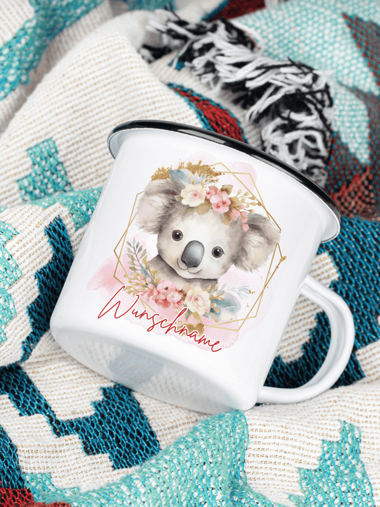 handgemachter, personalisierter Emaillebecher schwarz mit Motiv "Koala" links vom Henkel  - ideales Geschenk für Frauen