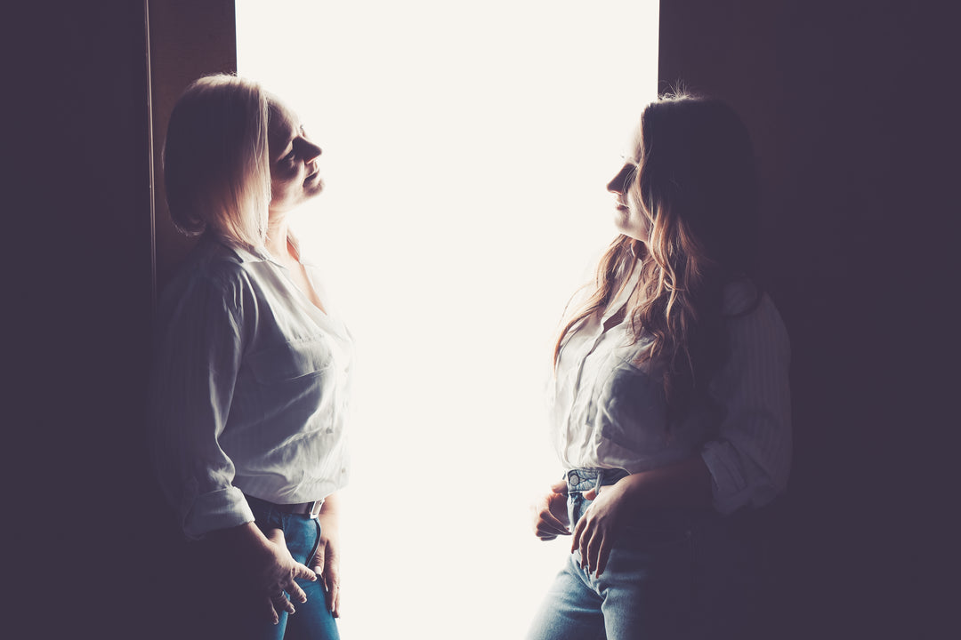 Alexandra und Anna-Lena, die Gründerinnen von Alles auf Anfang am Startpunkt ihrer Entscheidung, den Onlineshop zu gründen