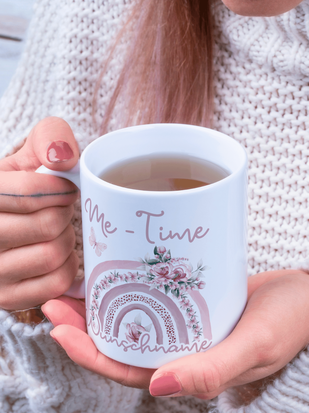 Me Time - Personalisierbare Keramiktassen, handgefertigt in Deutschland, individuelles Geschenk für Freundin, nachhaltige Tasse für Kaffee oder Tee, liebevoll gestaltetes Motiv, personalisierbar mit Name