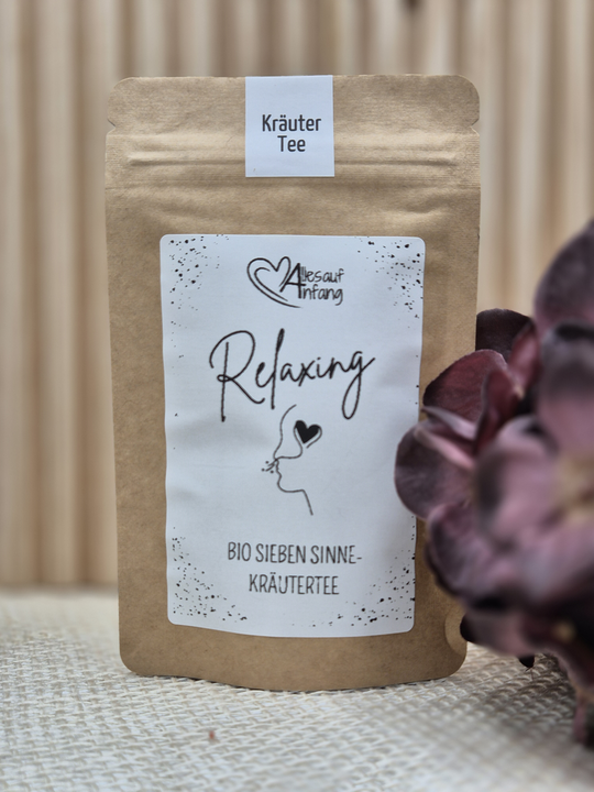 Bio 7 Sinne-Kräutertee – Etikett „Relaxing“, Achtsamkeit & Entspannung, nachhaltig gestaltet bei Alles auf Anfang, Bedburg (NRW).