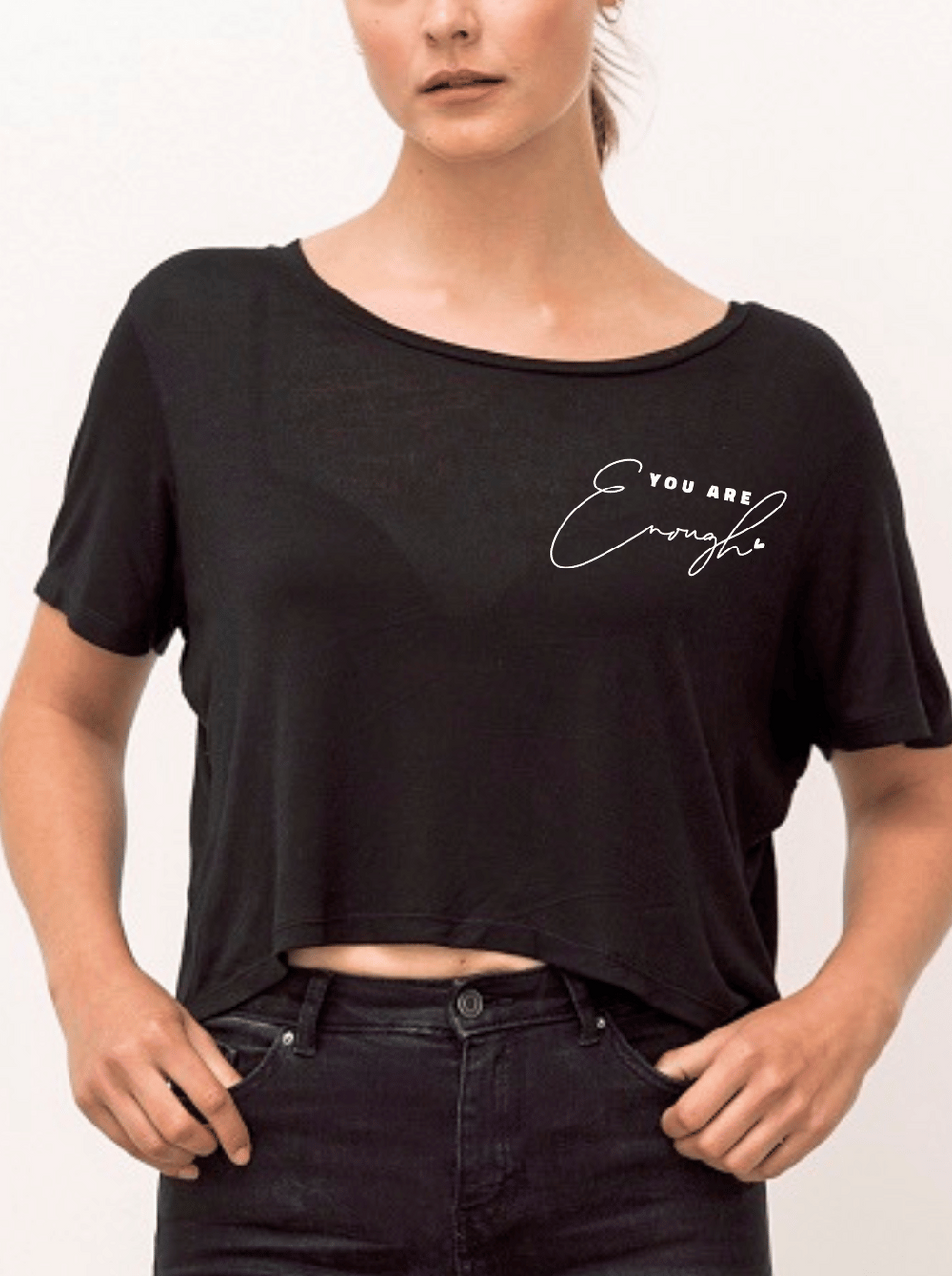 You are enough Damen T-Shirt cropped Model