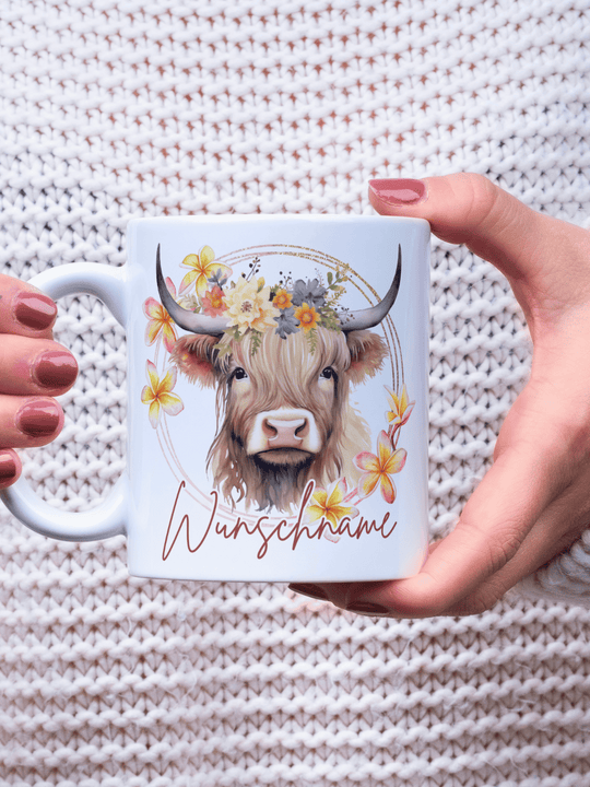 Personalisierbare Keramiktassen, handgefertigt in Deutschland, individuelles Geschenk für Freundin, nachhaltige Tasse für Kaffee oder Tee, liebevoll gestaltetes Motiv, personalisierbar mit Name