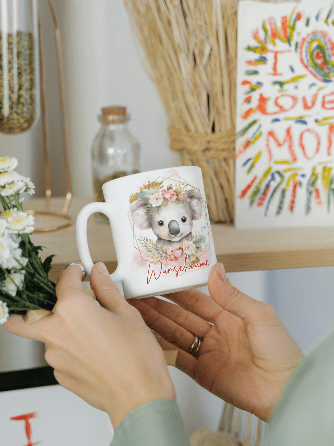 Personalisierbare Keramiktassen, handgefertigt in Deutschland, individuelles Geschenk für Freundin, nachhaltige Tasse für Kaffee oder Tee, liebevoll gestaltetes Motiv, personalisierbar mit Name