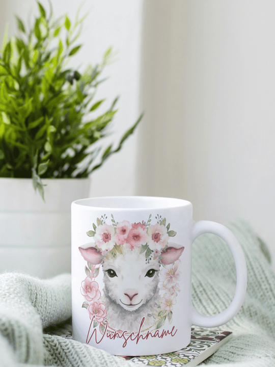 Personalisierbare Keramiktassen, handgefertigt in Deutschland, individuelles Geschenk für Freundin, nachhaltige Tasse für Kaffee oder Tee, liebevoll gestaltetes Motiv, personalisierbar mit Name