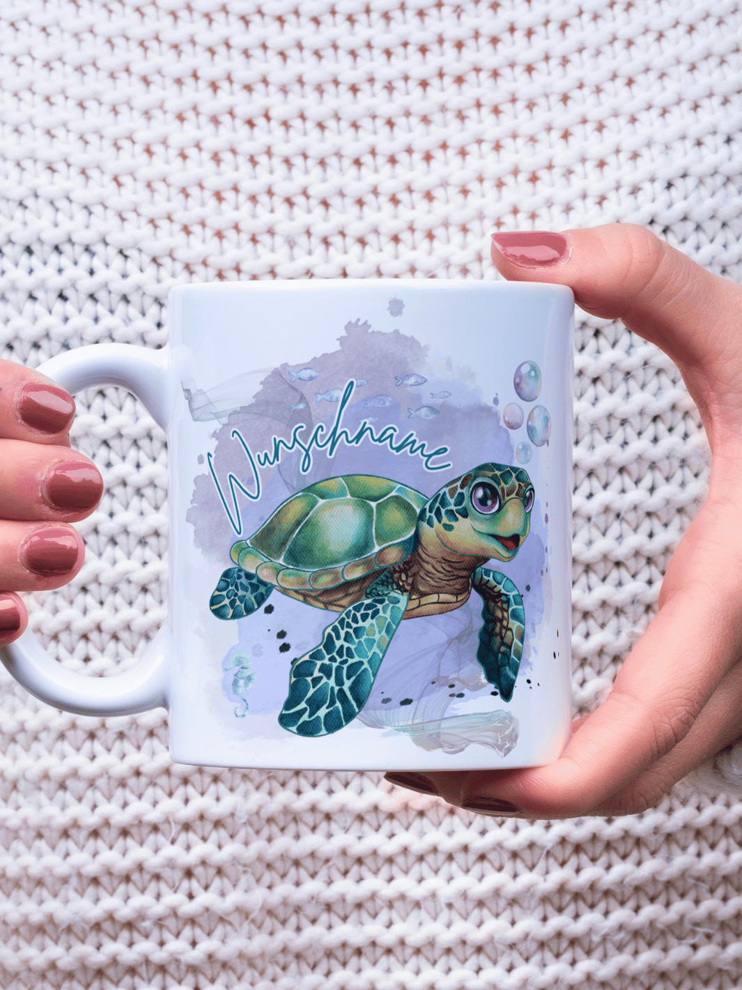 Personalisierbare Keramiktasse mit Schildkröten-Motiv, handgefertigt in Deutschland, individuelles Geschenk für Freundin, nachhaltige Tasse für Kaffee oder Tee, liebevoll gestaltetes Motiv, personalisierbar mit Name“