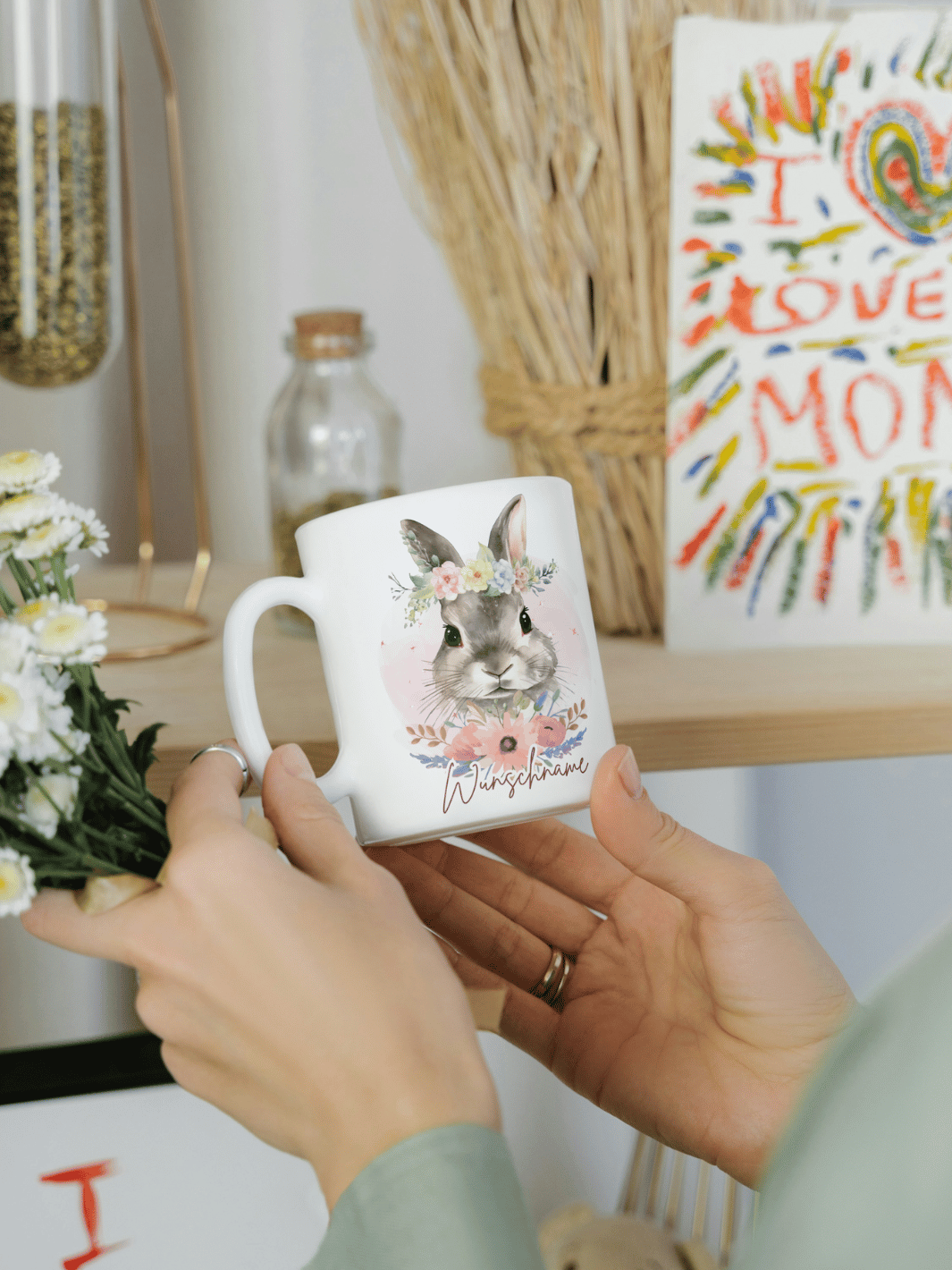Motiv Hase - Personalisierbare Keramiktassen, handgefertigt in Deutschland, individuelles Geschenk für Freundin, nachhaltige Tasse für Kaffee oder Tee, liebevoll gestaltetes Motiv, personalisierbar mit Name