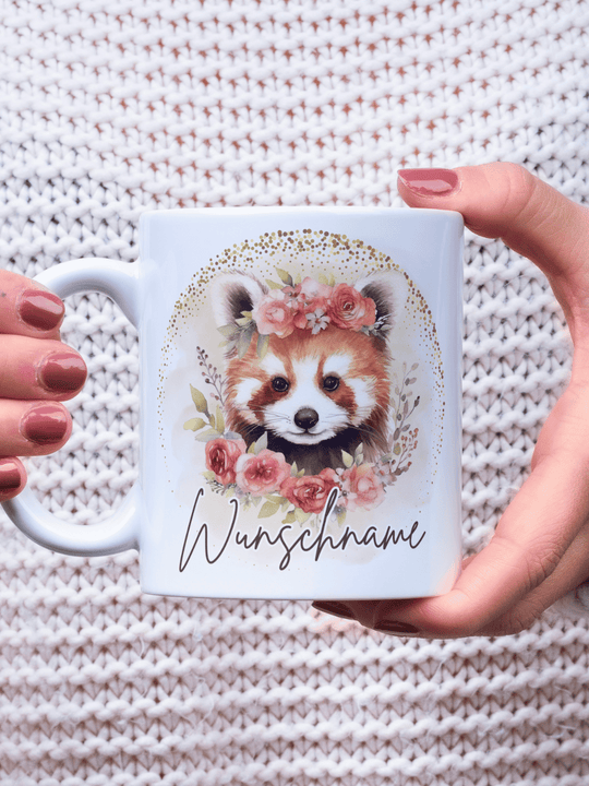 Motiv Roter Panda - Personalisierbare Keramiktassen, handgefertigt in Deutschland, individuelles Geschenk für Freundin, nachhaltige Tasse für Kaffee oder Tee, liebevoll gestaltetes Motiv, personalisierbar mit Name