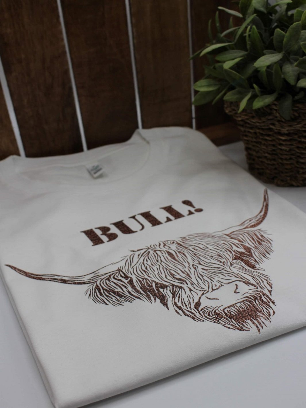 BULL SHIT | Unisex Basic T-Shirt | weiß | M (Musterverkauf)