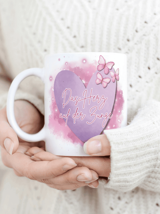 Keramiktasse mit Spruch „Das Herz auf der Zunge“ – Geschenk für Frauen, Ehrlichkeit, Echtheit & mutige Gefühle
