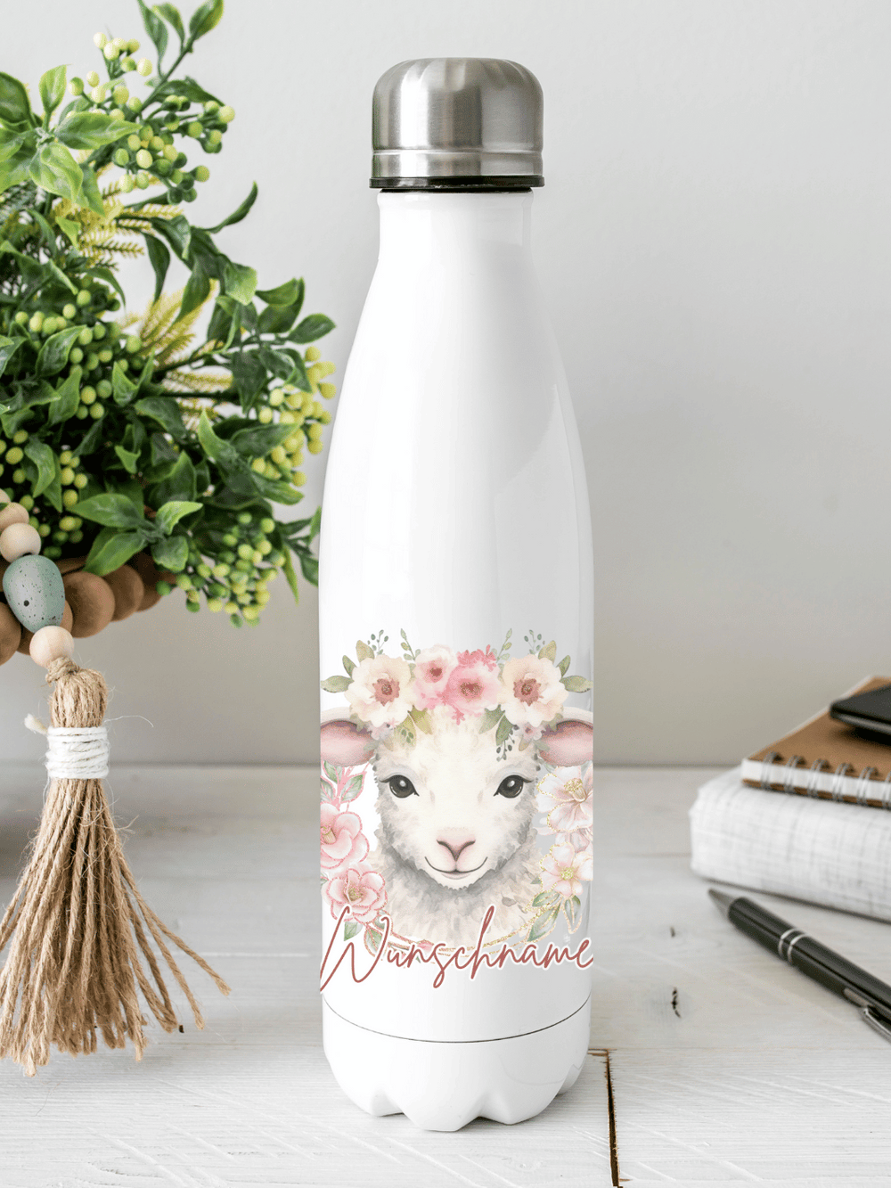 Personalisierbare Edelstahl-Trinkflasche mit doppelwandiger Thermo-Isolierung, 350ml oder 500ml, auslaufsicher und BPA-frei, mit liebevollem Aquarell-Motiv Schaf – nachhaltiges Geschenk für unterwegs, Schule, Büro oder Sport.