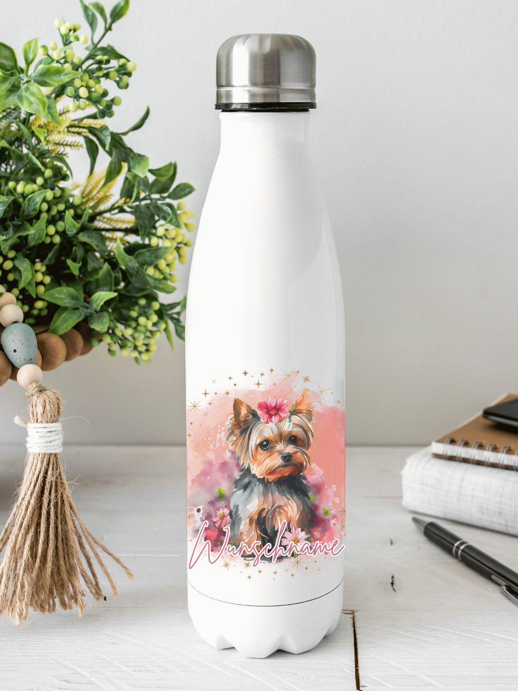 Motiv Terrier - nachhaltige, personalisierbare Edelstahl-Trinkflasche mit doppelwandiger Thermo-Isolierung, 350ml oder 500ml, auslaufsicher und BPA-frei.  Nachhaltiges, personalisierbares Geschenk für Freundin oder deinen Lieblingsmenschen,  unterwegs, Schule, Büro oder Sport.
Tolle Geschenkideen bei Alles auf Anfang – Geschenke für Herz & Seele