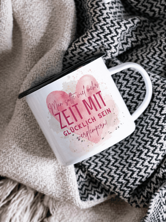 Emaillebecher mit personalisiertem Motiv – langlebig und einzigartig – ideal für Achtsamkeit, Geschenke und entspannte Momente