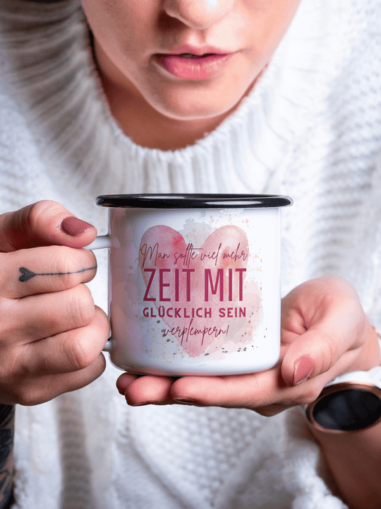 Emaillebecher mit personalisiertem Motiv – langlebig und einzigartig – ideal für Achtsamkeit, Geschenke und entspannte Momente