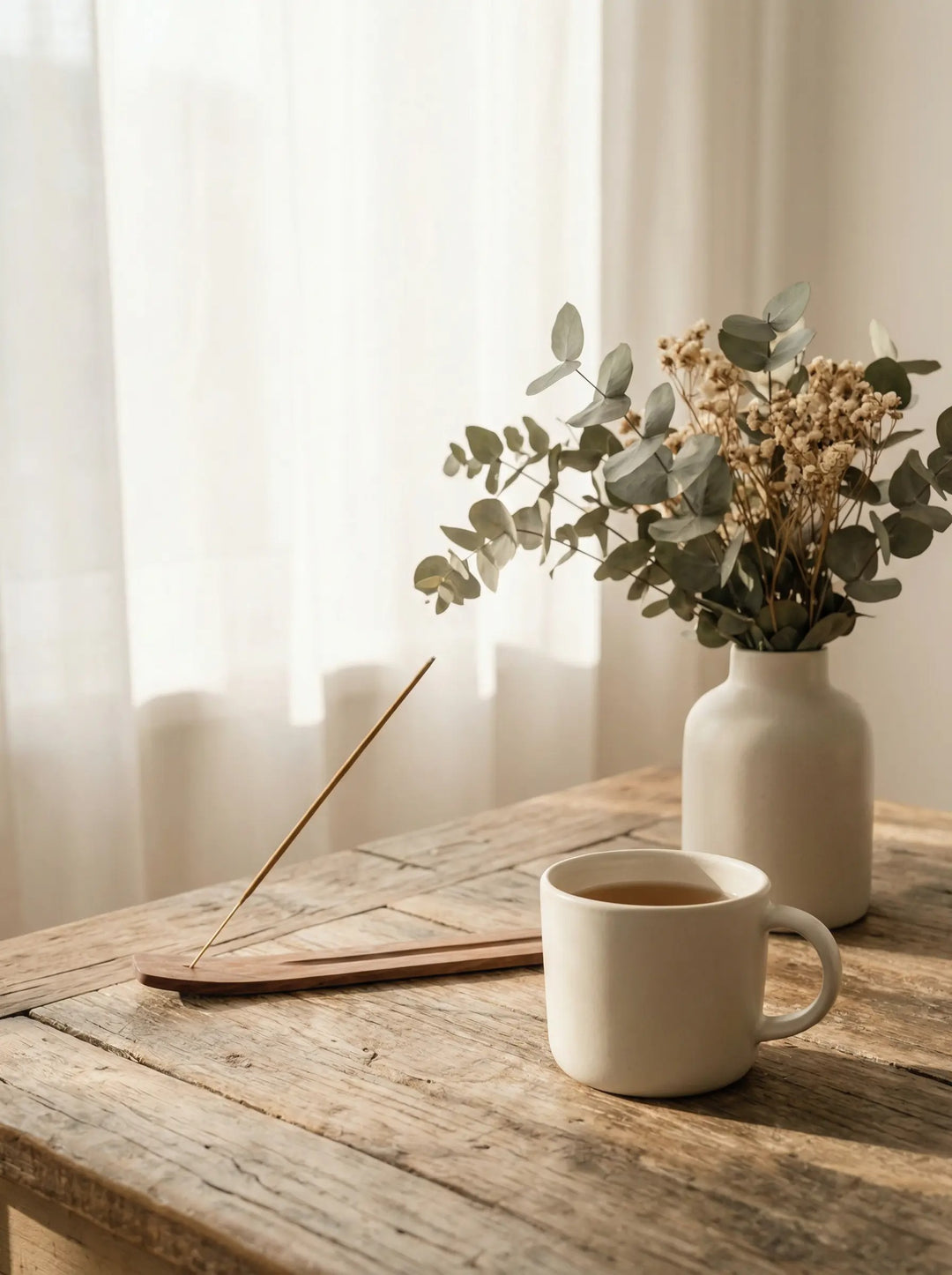 Wohlfühlen mit Räucherstäbchen und Tee. Achtsame Geschenke für Frauen bei Alles auf Anfang