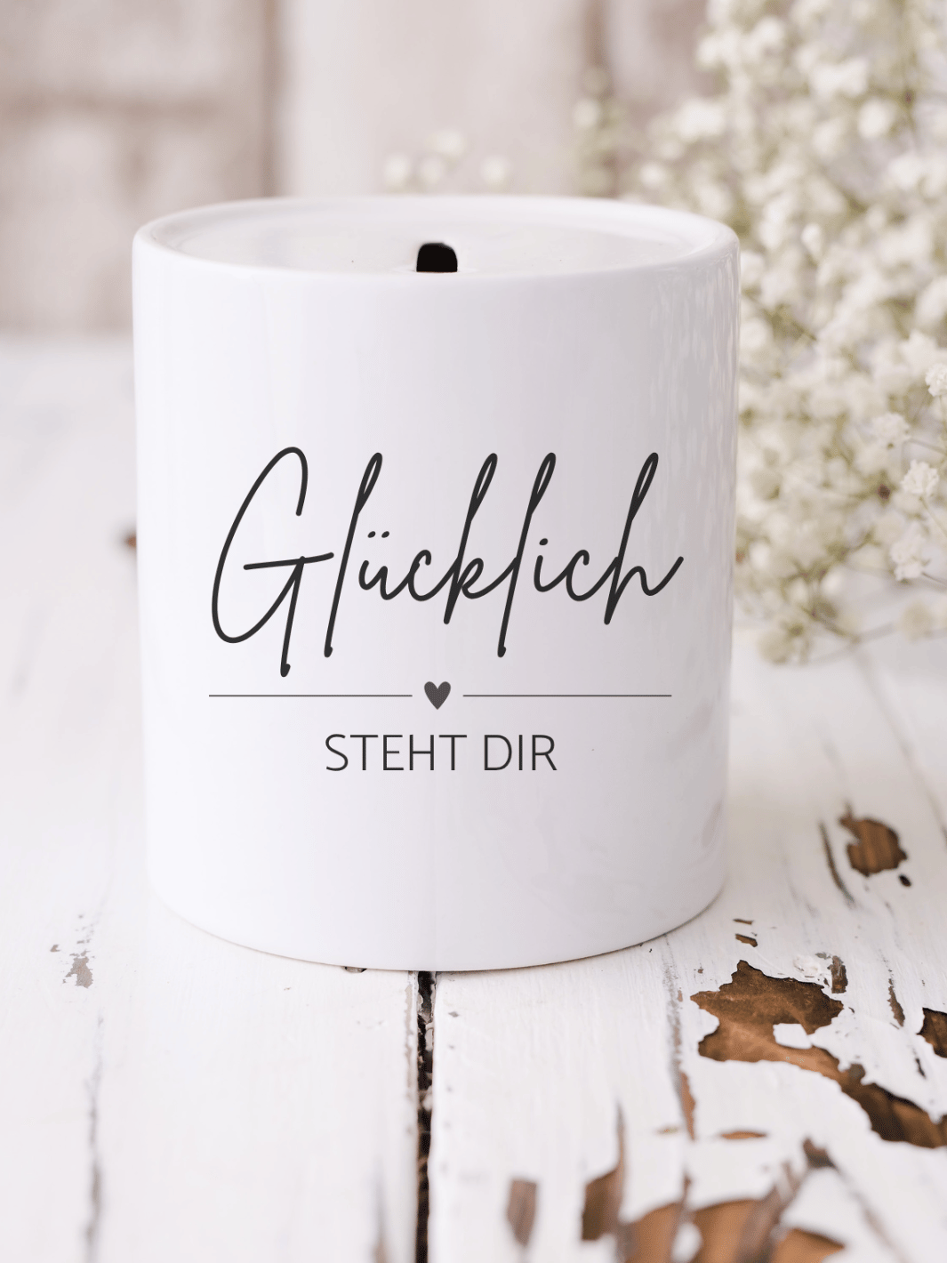 Entdecke liebevoll gestaltete Keramikspardosen mit Tiermotiven und inspirierenden Designs. Ideal als Geschenkidee oder persönlicher Begleiter zum Sparen – hochwertig, nachhaltig und mit Herz gefertigt.