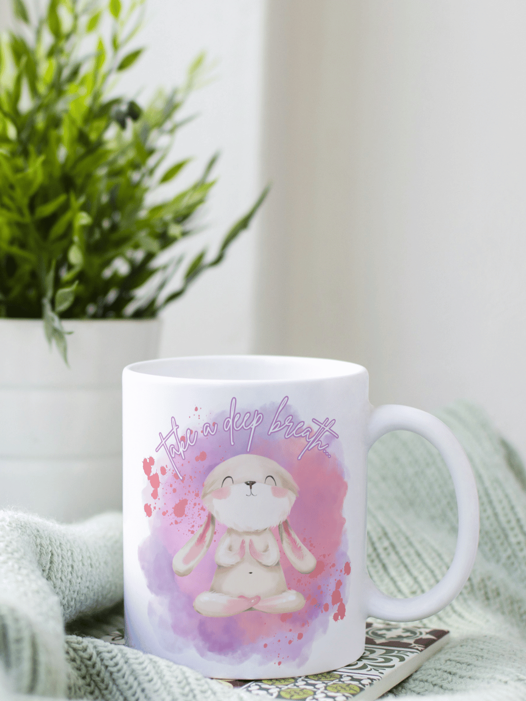 Personalisierbare Keramiktassen, handgefertigt in Deutschland, individuelles Geschenk für Freundin, nachhaltige Tasse für Kaffee oder Tee, liebevoll gestaltetes Motiv, personalisierbar mit Name