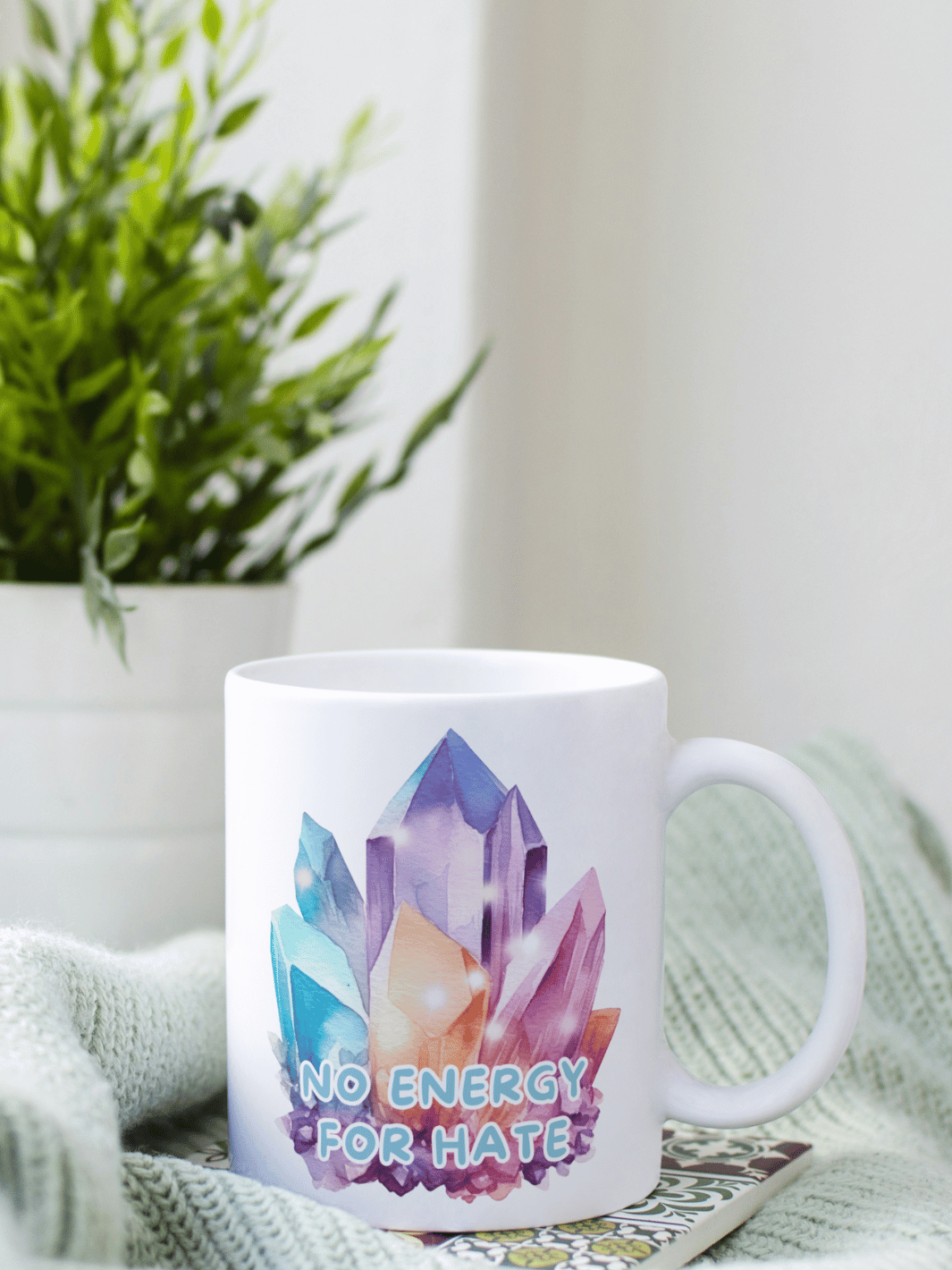 Personalisierbare Keramiktassen, handgefertigt in Deutschland, individuelles Geschenk für Freundin, nachhaltige Tasse für Kaffee oder Tee, liebevoll gestaltetes Motiv, personalisierbar mit Name