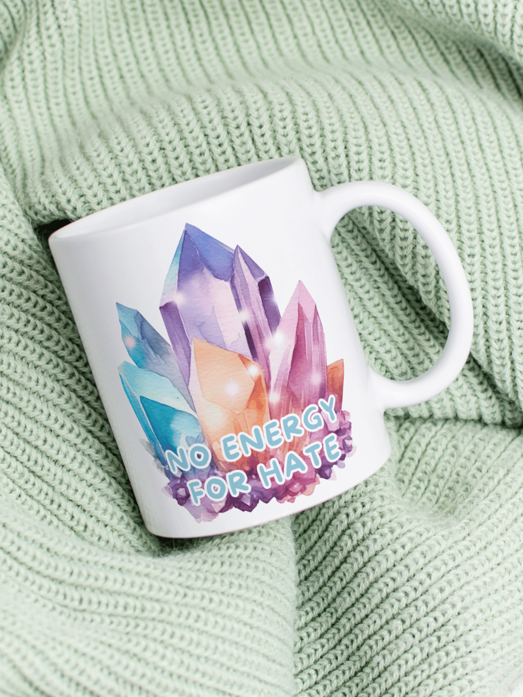 Personalisierbare Keramiktassen, handgefertigt in Deutschland, individuelles Geschenk für Freundin, nachhaltige Tasse für Kaffee oder Tee, liebevoll gestaltetes Motiv, personalisierbar mit Name