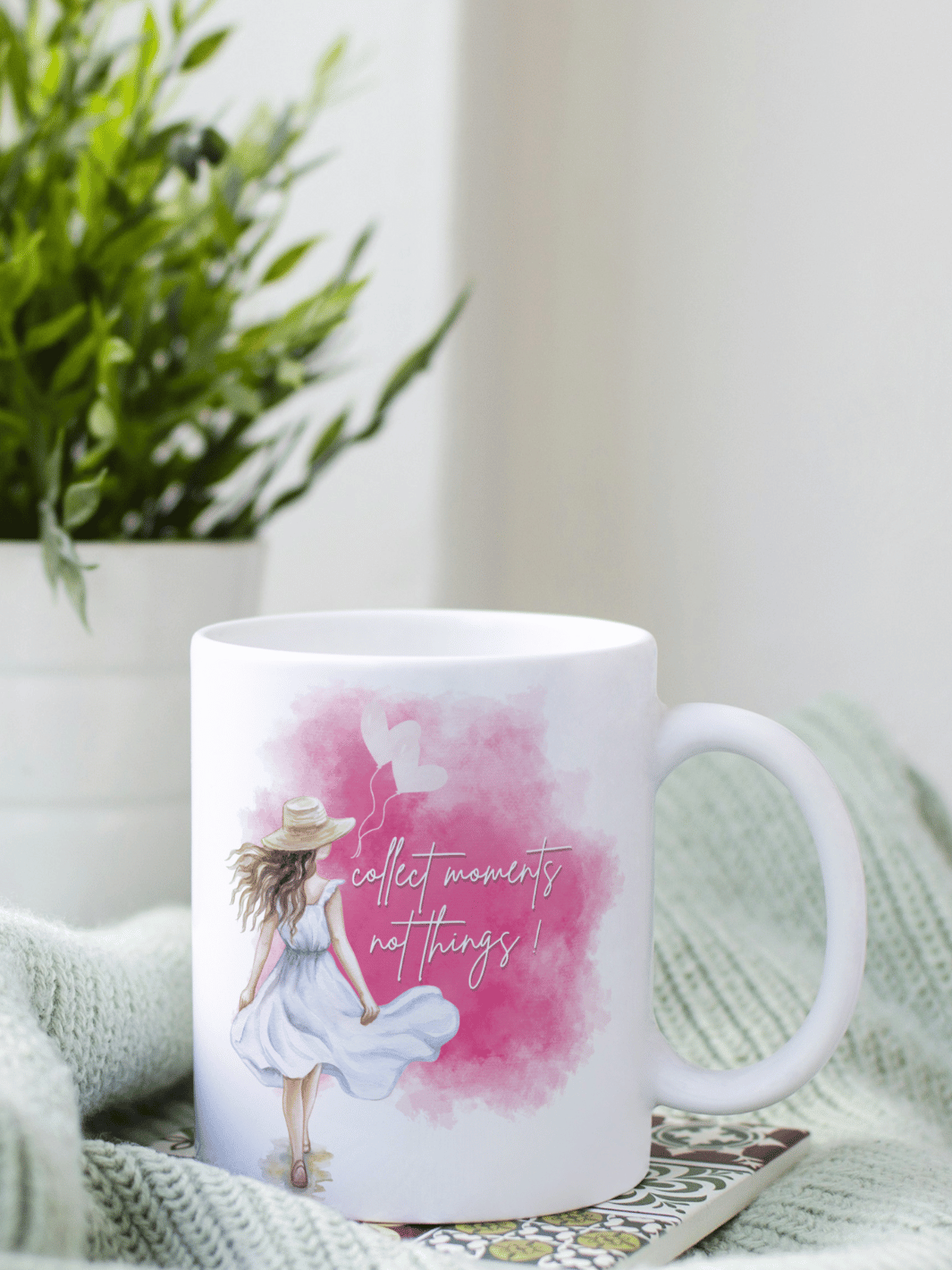 Personalisierbare Keramiktassen, handgefertigt in Deutschland, individuelles Geschenk für Freundin, nachhaltige Tasse für Kaffee oder Tee, liebevoll gestaltetes Motiv, personalisierbar mit Name