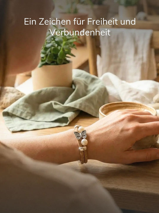 Korkarmband Schmetterling. Achtsame Geschenke für Frauen, Alles auf Anfang
