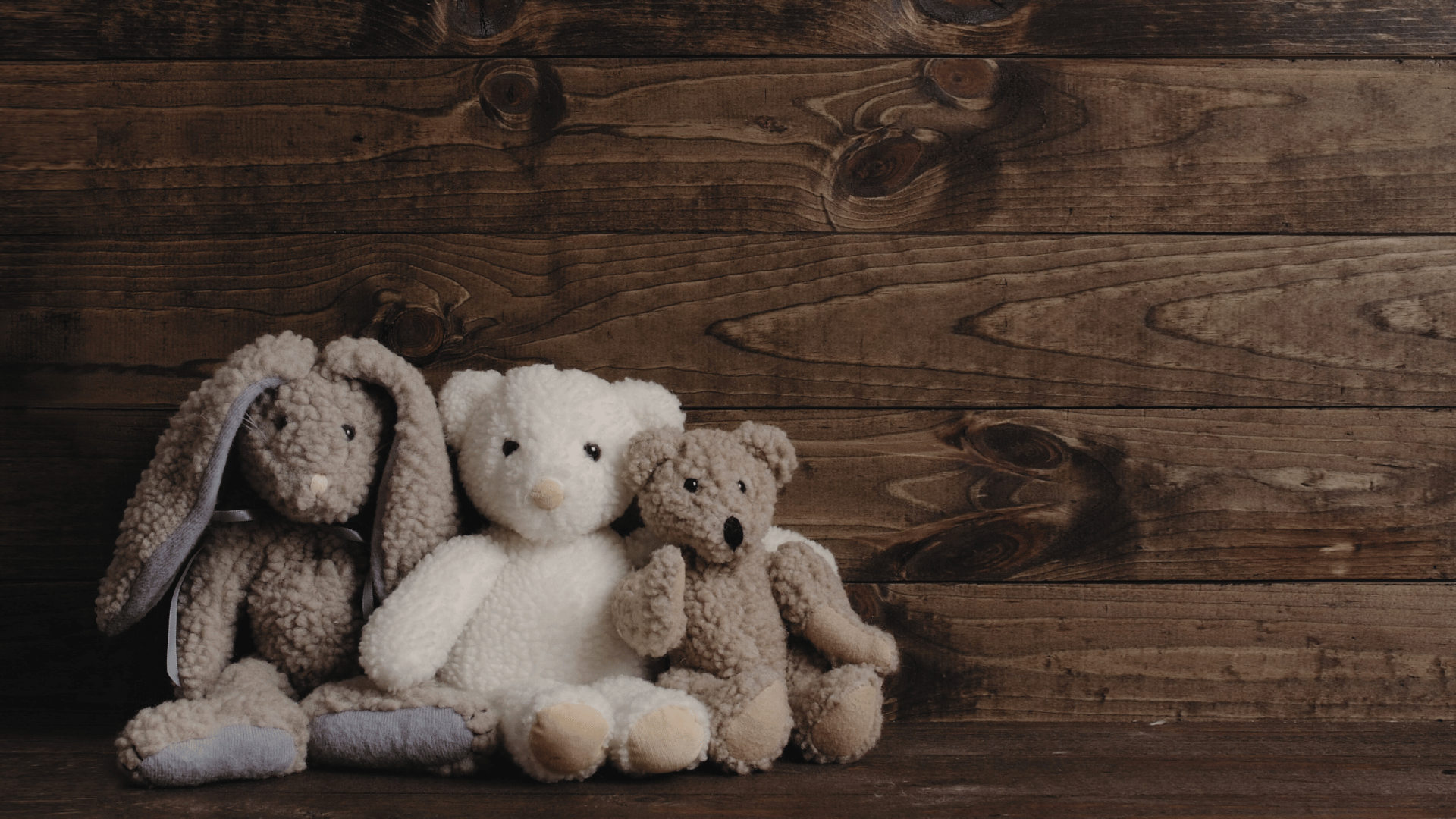 Kuscheltier Auswahl für Kinder und Erwachsene – nachhaltige Plüschtiere aus unserem Geschenkeshop Alles auf Anfang. Auf der Suche nach Geschenken für die Freundin, deinen Lieblingsmenschen? Dann schau bei uns vorbei
