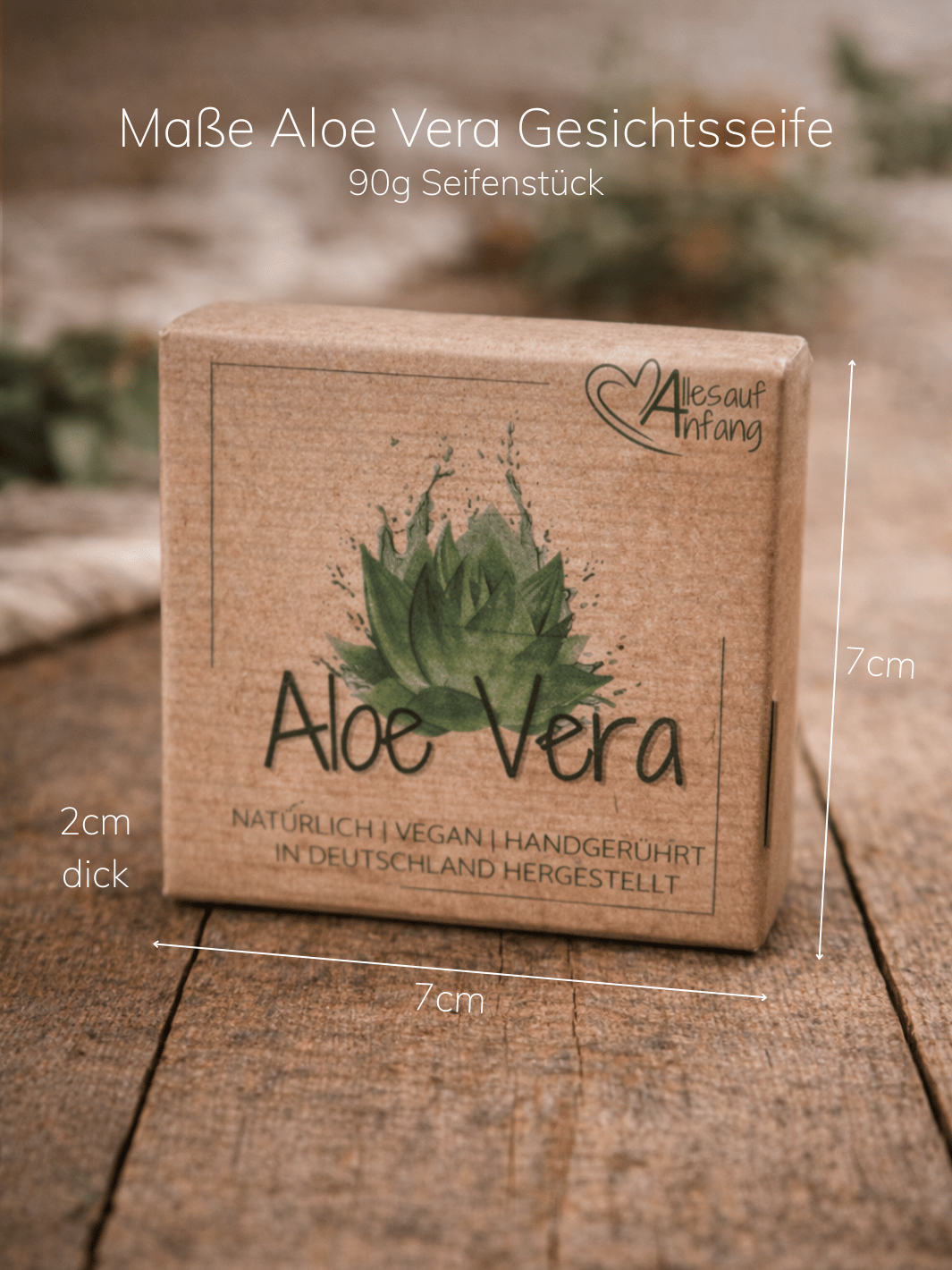 Maßangaben von handgerührter Aloe-Vera-Gesichtsseife aus Deutschland. Achtsame Geschenke für Frauen bei Alles auf Anfang in Bedburg, NRW