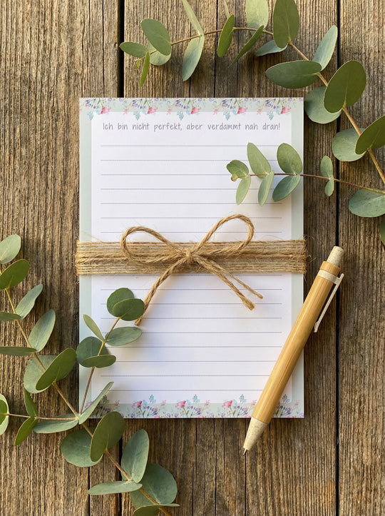 Ich bin nicht perfekt - Notizblock DIN A 5 aus recycelten Papier. Ideales, achtsames Geschenk für Frauen - Alles auf Anfang - Geschenkeshop aus Bedburg NRW