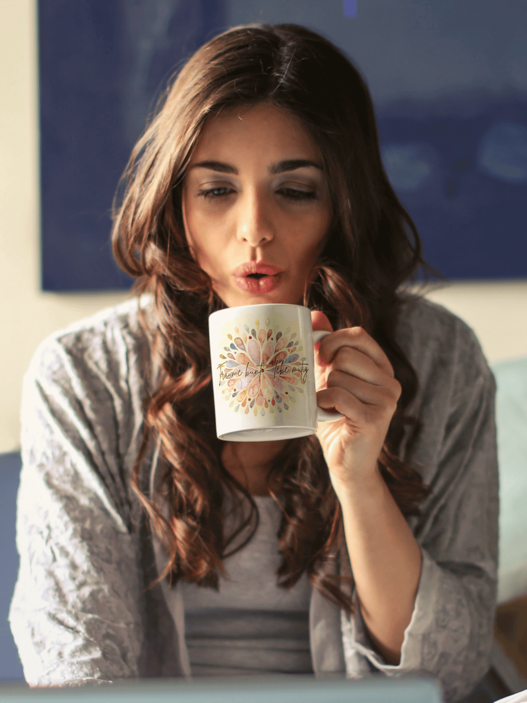 Keramiktasse mit Spruch „Träume bunt – lebe mutig“ – Geschenk für Frauen, Lebensfreude, Selbstverwirklichung & inneren Aufbruch