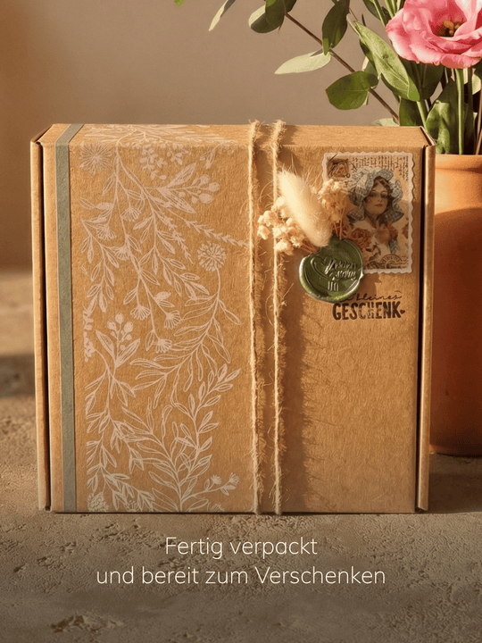 Geschenkbox Me-Time Kartonage - achtsame Geschenke für Frauen bei Alles auf Anfang aus Bedburg NRW