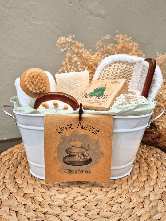 Wellness Geschenk für Frauen – Spa-Set „Kleine Auszeit“ mit nachhaltigen Naturmaterialien, ideal für Selfcare, Me-Time und besondere Anläss