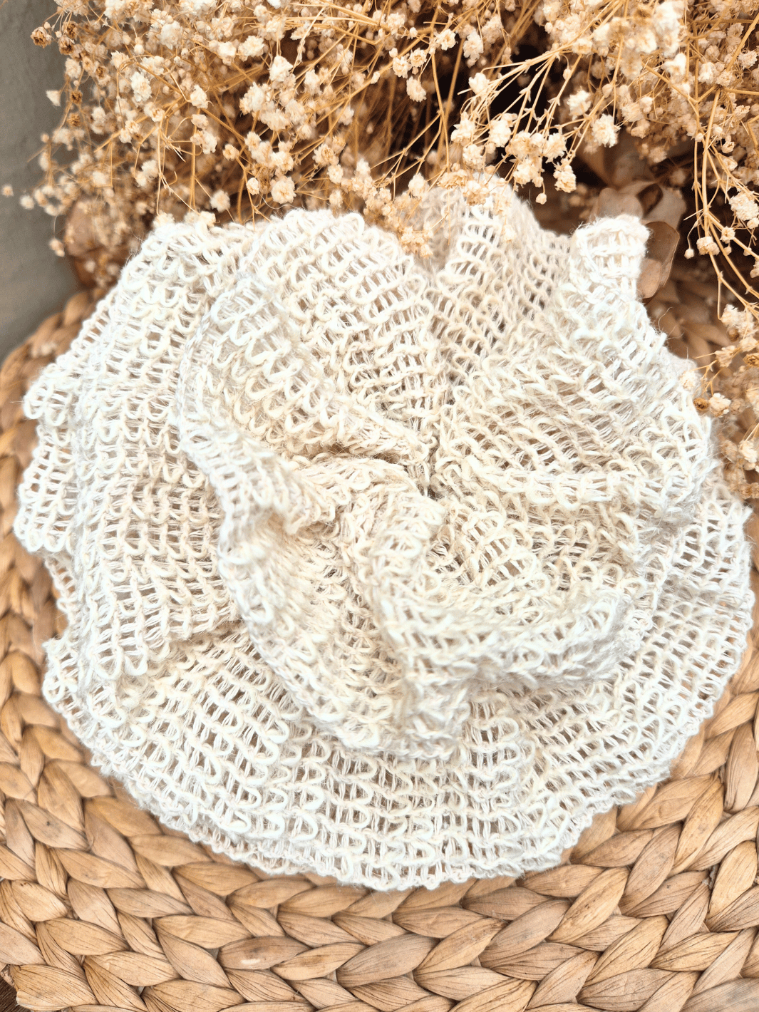 Nachhaltiges Wellness-Set als Geschenkidee – Zinkwanne mit Luffa, Sisal-Handschuh, Massagebürste, Aloe Vera Seife und Bio-Gästehandtuch