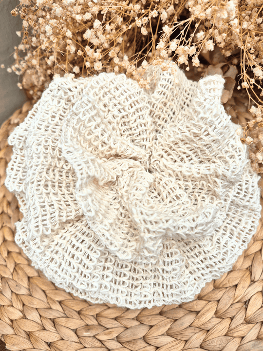 Nachhaltiges Wellness-Set als Geschenkidee – Zinkwanne mit Luffa, Sisal-Handschuh, Massagebürste, Aloe Vera Seife und Bio-Gästehandtuch