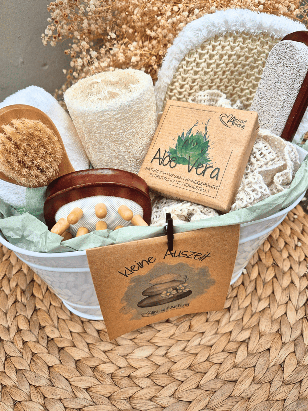 Wellness Geschenk für Frauen – Spa-Set „Kleine Auszeit“ mit nachhaltigen Naturmaterialien, ideal für Selfcare, Me-Time und besondere Anläss