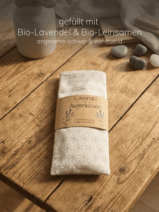 AUGENKISSEN Lavendel BIO.  Achtsame Geschenke für Frauen bei Alles auf Anfang in Bedburg, NRW