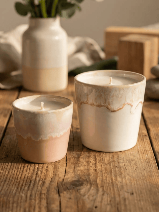 2-in-1 Kerze im Espresso- oder Lungo-Becher aus glasierter Keramik mit Sojawachs Achtsame Geschenke für Frauen bei Alles auf Anfang in Bedburg, NRW