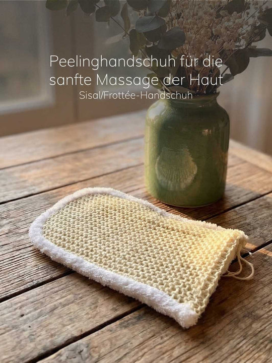 Peelinghandschuh im KLEINE AUSZEIT Geschenkset von Alles auf Anfang - achtsame Geschenke für Frauen aus Bedburg, NRW