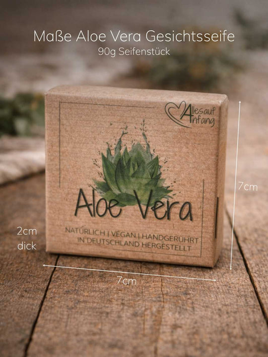 Maßangaben von handgerührter Aloe-Vera-Gesichtsseife. Achtsame Geschenke für Frauen bei Alles auf Anfang in Bedburg, NRW