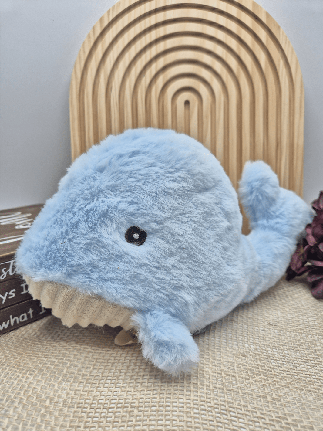 Stofftier Kuschel-Wal FINJA in hellblau - ideal als Geschenk zur Geburt, Taufe und für Babys