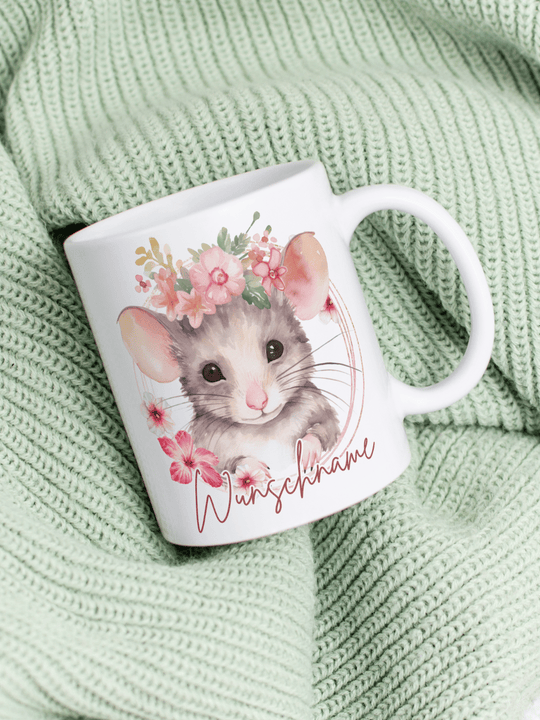 Personalisierbare Keramiktassen, handgefertigt in Deutschland, individuelles Geschenk für Freundin, nachhaltige Tasse für Kaffee oder Tee, liebevoll gestaltetes Motiv, personalisierbar mit Name