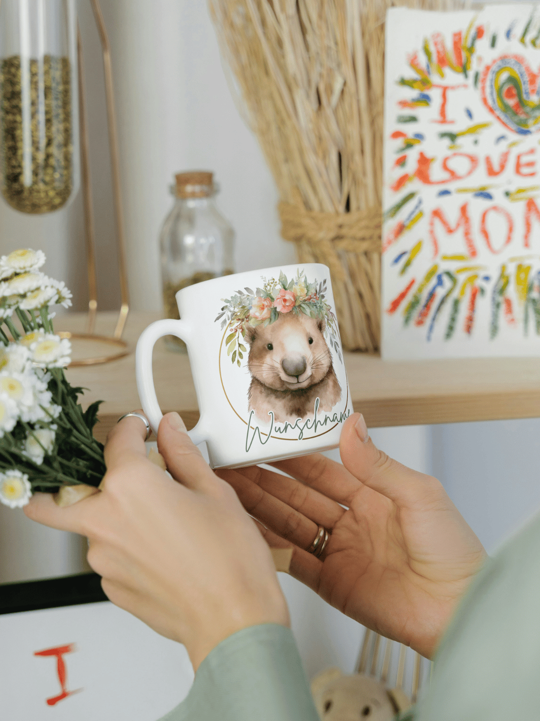 Personalisierbare Keramiktassen, handgefertigt in Deutschland, individuelles Geschenk für Freundin, nachhaltige Tasse für Kaffee oder Tee, liebevoll gestaltetes Motiv, personalisierbar mit Name