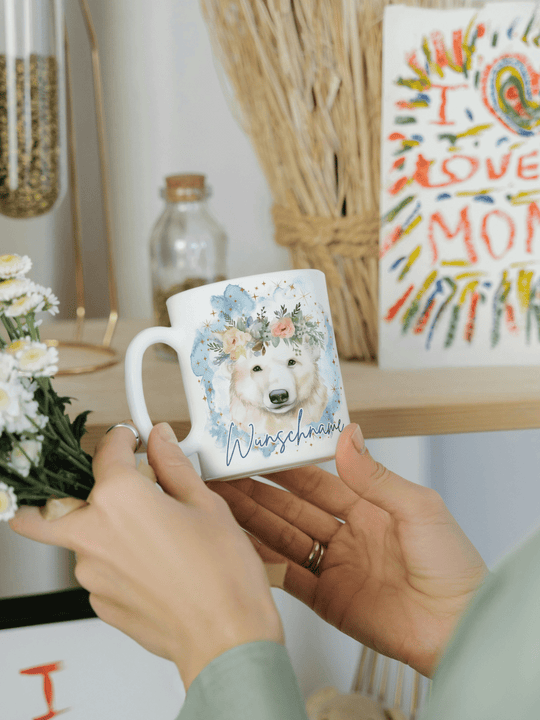 Motiv Eisbär - Personalisierbare Keramiktassen, handgefertigt in Deutschland, individuelles Geschenk für Freundin, nachhaltige Tasse für Kaffee oder Tee, liebevoll gestaltetes Motiv, personalisierbar mit Name