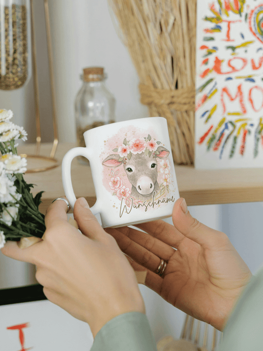 Motiv Esel II - Personalisierbare Keramiktassen, handgefertigt in Deutschland, individuelles Geschenk für Freundin, nachhaltige Tasse für Kaffee oder Tee, liebevoll gestaltetes Motiv, personalisierbar mit Name