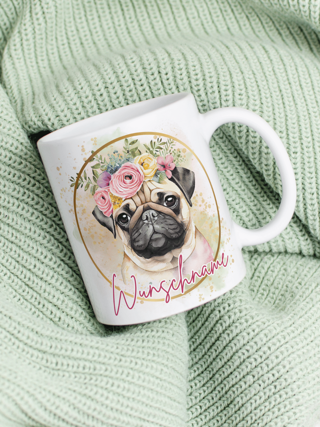 Motiv Mops (Hund) - Personalisierbare Keramiktassen, handgefertigt in Deutschland, individuelles Geschenk für Freundin, nachhaltige Tasse für Kaffee oder Tee, liebevoll gestaltetes Motiv, personalisierbar mit Name