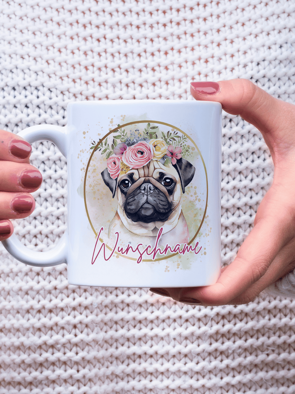 Motiv Mops (Hund) - Personalisierbare Keramiktassen, handgefertigt in Deutschland, individuelles Geschenk für Freundin, nachhaltige Tasse für Kaffee oder Tee, liebevoll gestaltetes Motiv, personalisierbar mit Name