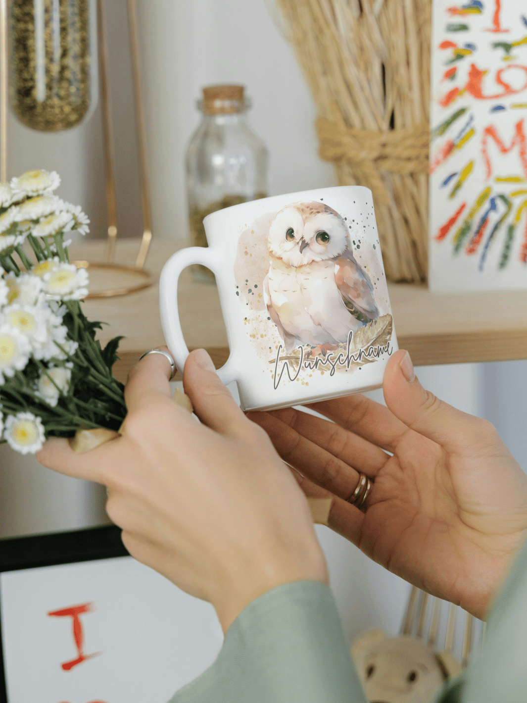 Personalisierbare Keramiktassen, handgefertigt in Deutschland, individuelles Geschenk für Freundin, nachhaltige Tasse für Kaffee oder Tee, liebevoll gestaltetes Eulen-Motiv, personalisierbar mit Name